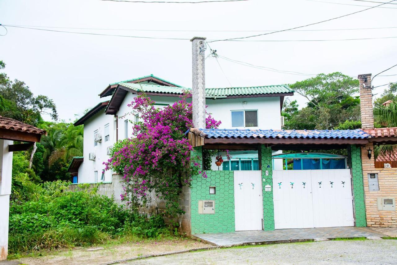 Linda Casa Com Lazer A 500M Da Praia Guaratuba Sp Bertioga Exterior photo
